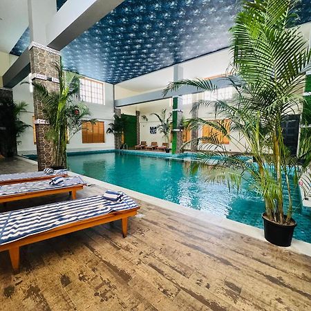 מלון Baharampur Golden Retreat מראה חיצוני תמונה