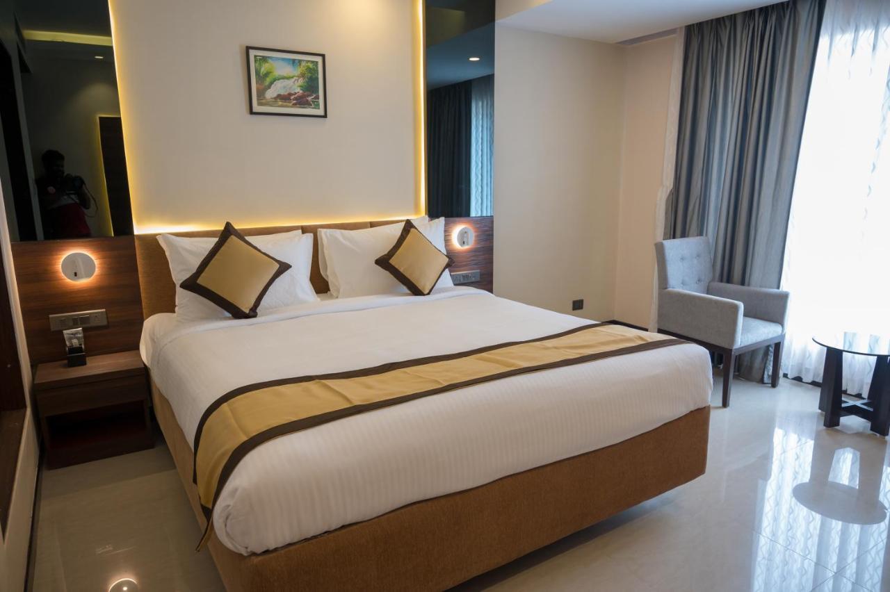מלון Baharampur Golden Retreat מראה חיצוני תמונה