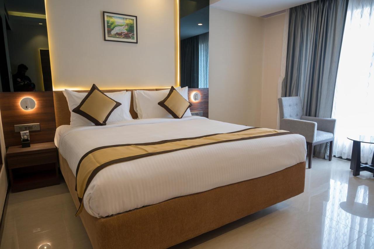 מלון Baharampur Golden Retreat מראה חיצוני תמונה