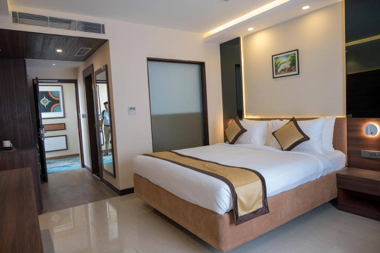 מלון Baharampur Golden Retreat מראה חיצוני תמונה