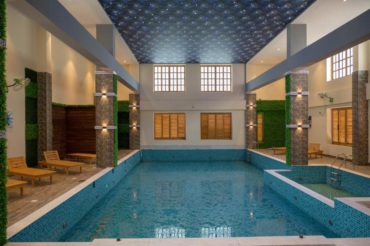 מלון Baharampur Golden Retreat מראה חיצוני תמונה