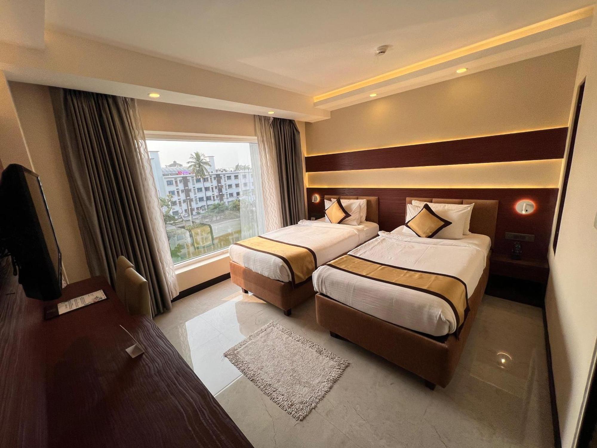 מלון Baharampur Golden Retreat מראה חיצוני תמונה