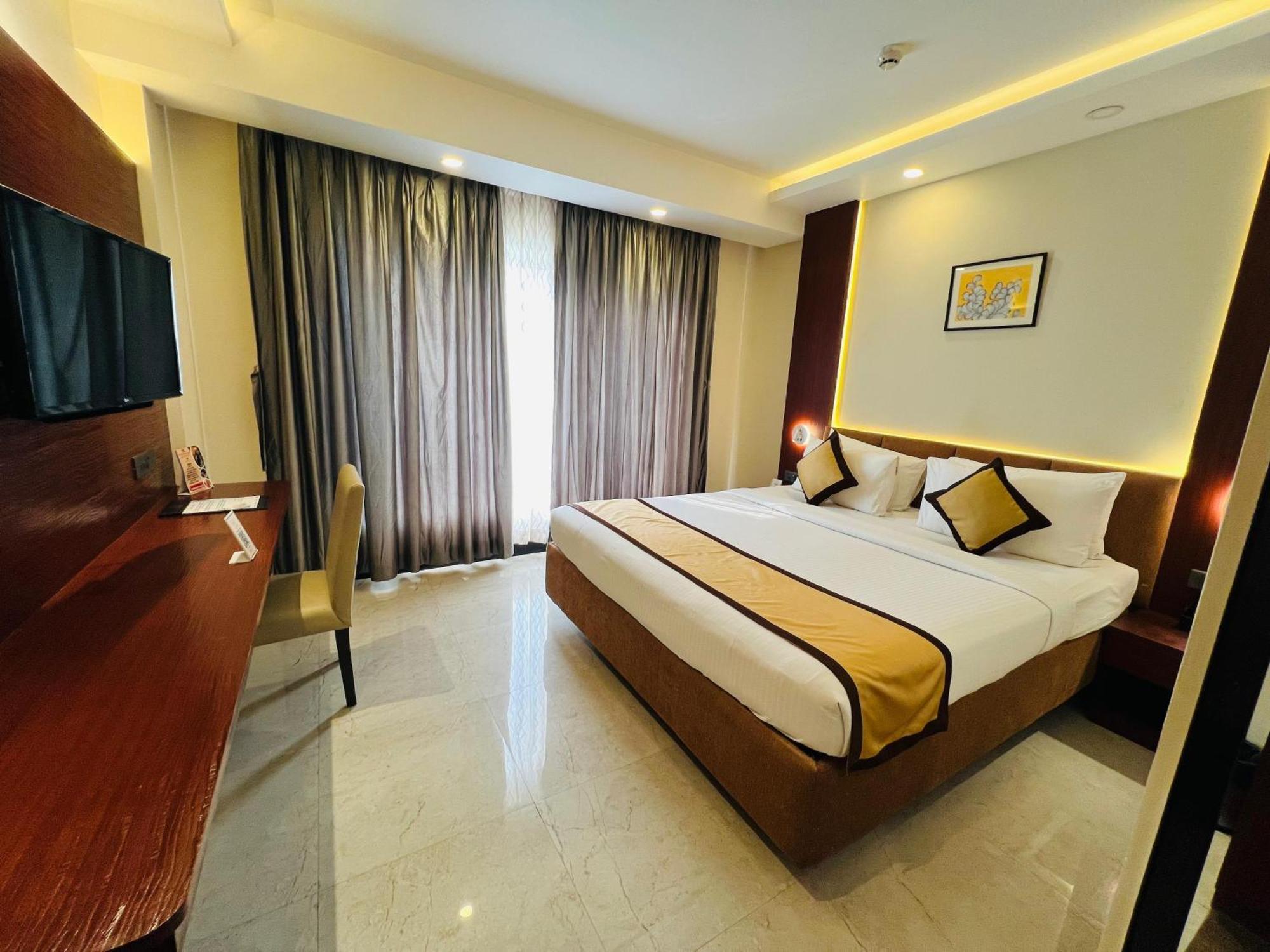 מלון Baharampur Golden Retreat מראה חיצוני תמונה