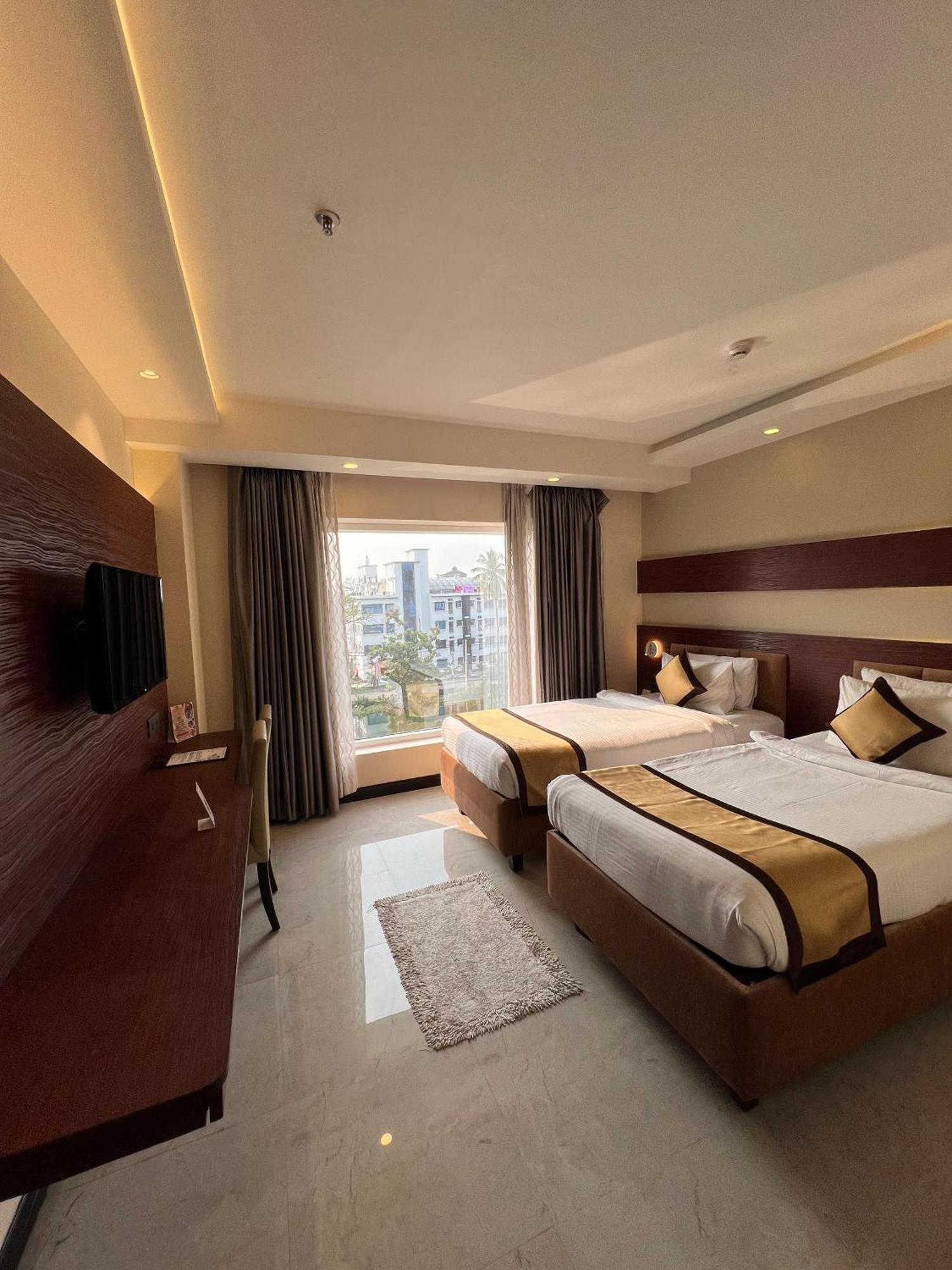 מלון Baharampur Golden Retreat מראה חיצוני תמונה