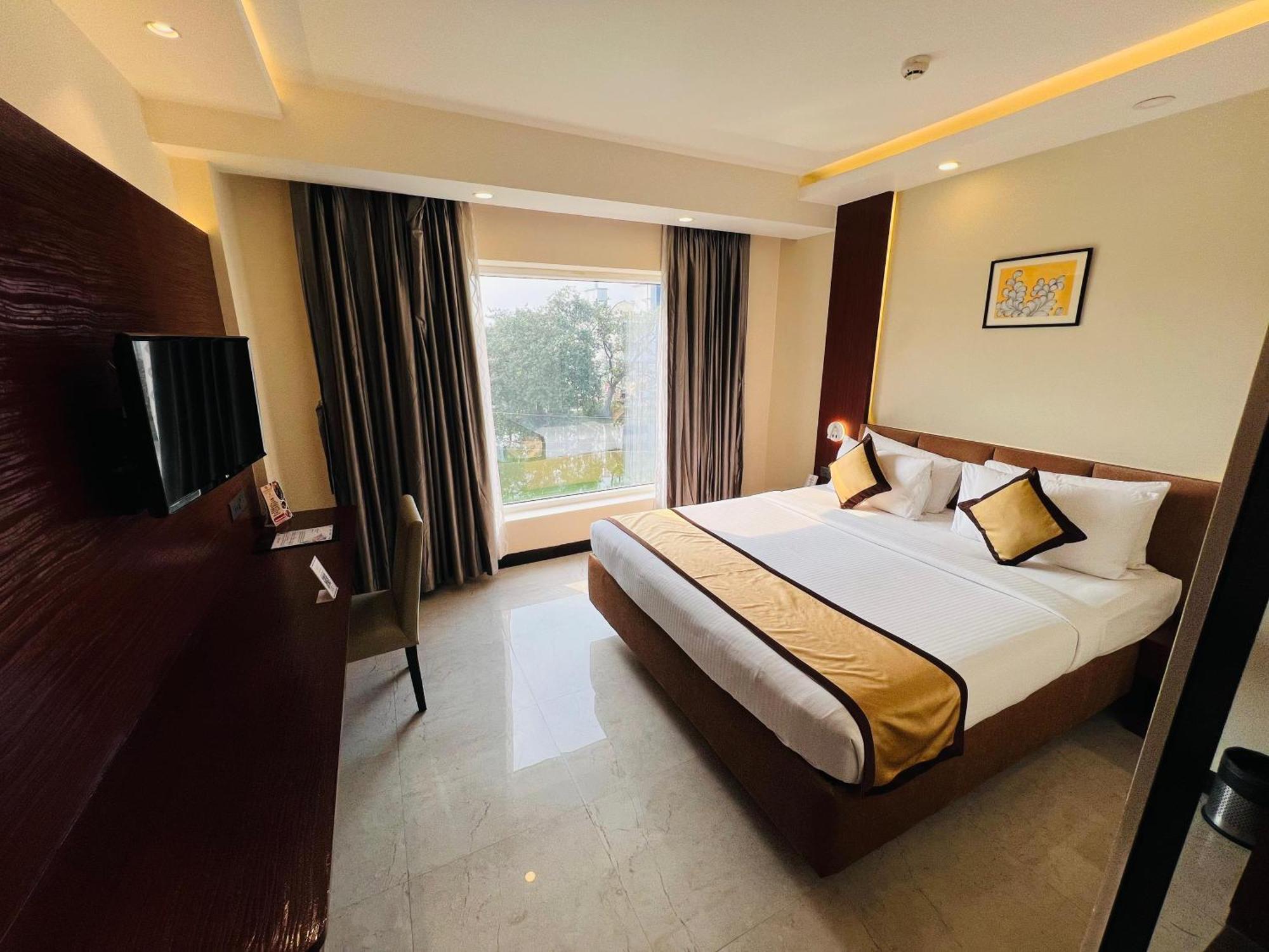 מלון Baharampur Golden Retreat מראה חיצוני תמונה